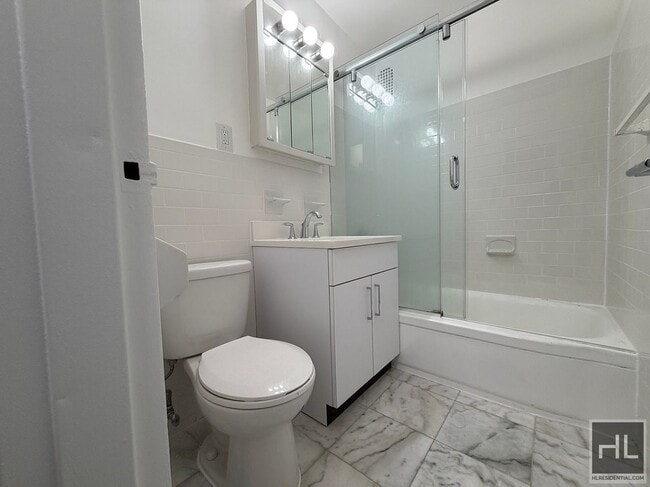 Building Photo - East 82nd Street