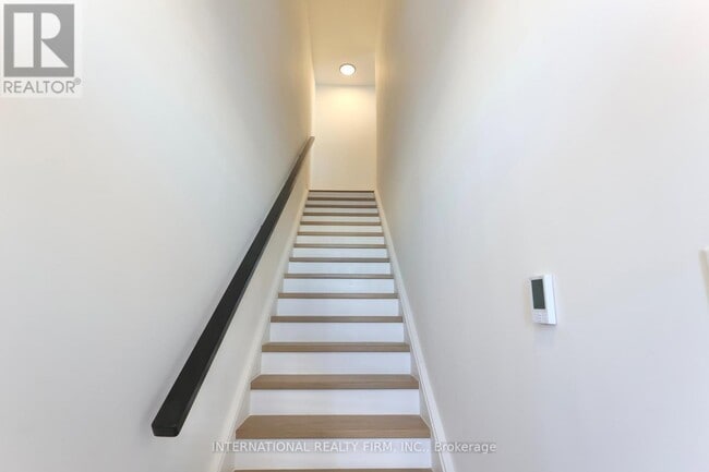 Photo du bâtiment - B-020-B-020 LAGERFELD Dr