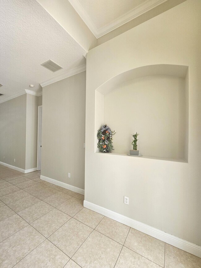 Foto del edificio - 414 SW Cherryhill Rd