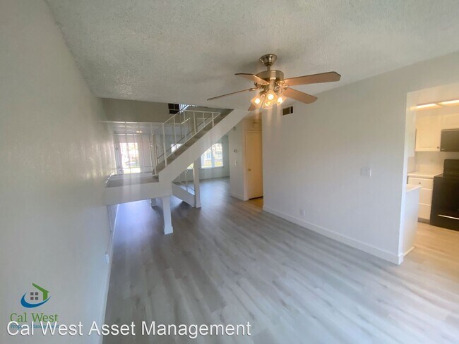 Building Photo - 3 br, 2.5 bath House - 1126 Longbranch Court