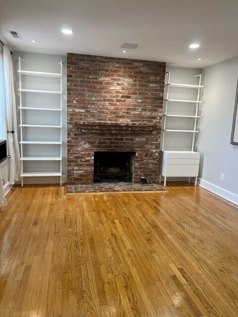 Building Photo - 676 4th St NE