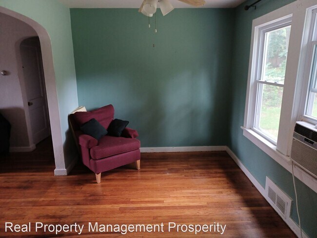 Building Photo - 3 br, 1 bath House - 215 Taylorsville Rd