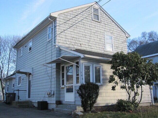 Building Photo - 366 Hollis St