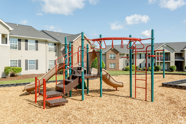 Área de juegos para niños - Summer Creek Apartment Homes