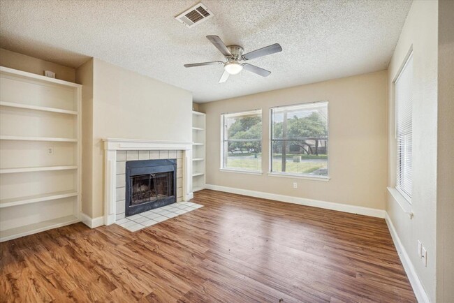 Building Photo - 2809 Jadewood Ct