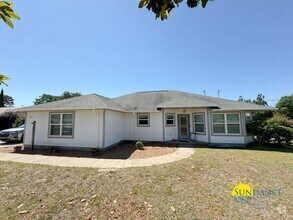 Building Photo - 8813 Pebble Brk Dr