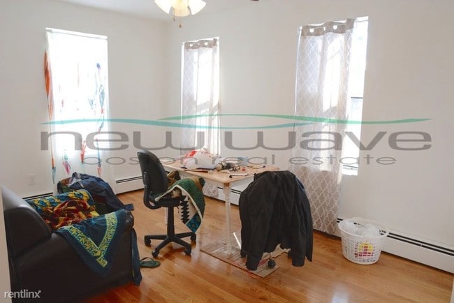 Building Photo - 1 br, 1 bath  - 2 Greenwich St # 1