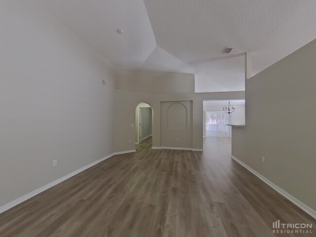 Building Photo - 407 Nuestra Pl