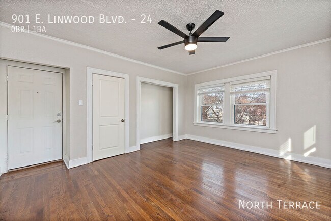 Foto del edificio - 901 Linwood Blvd