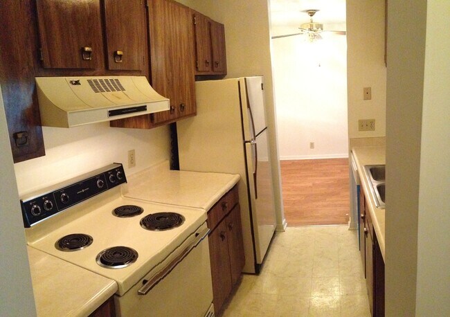 Prior stove pictured - 46 Woodland Hills Dr