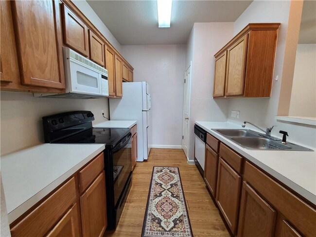 Building Photo - 2420 Curry Loop
