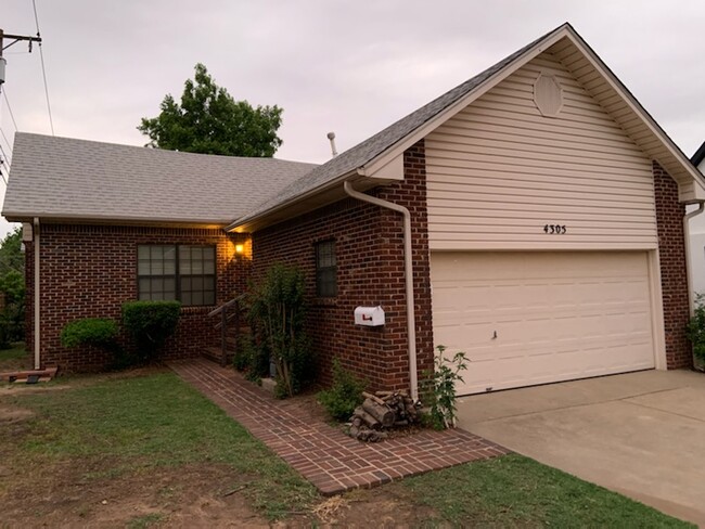 Foto del edificio - 4305 N Willow Ave