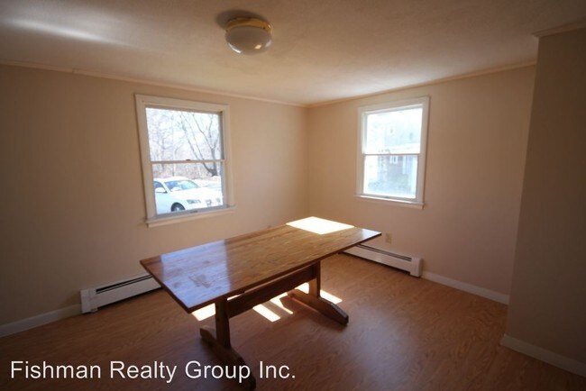 Building Photo - 4 br, 2 bath House - 15 Bancroft Court