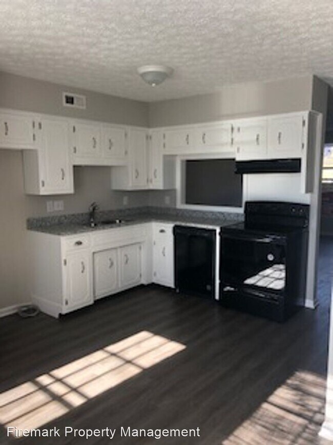 Foto del edificio - 2 br, 1.5 bath House - 208 Blue Ridge #6