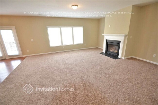 Foto del edificio - 4436 Birch Brook Path