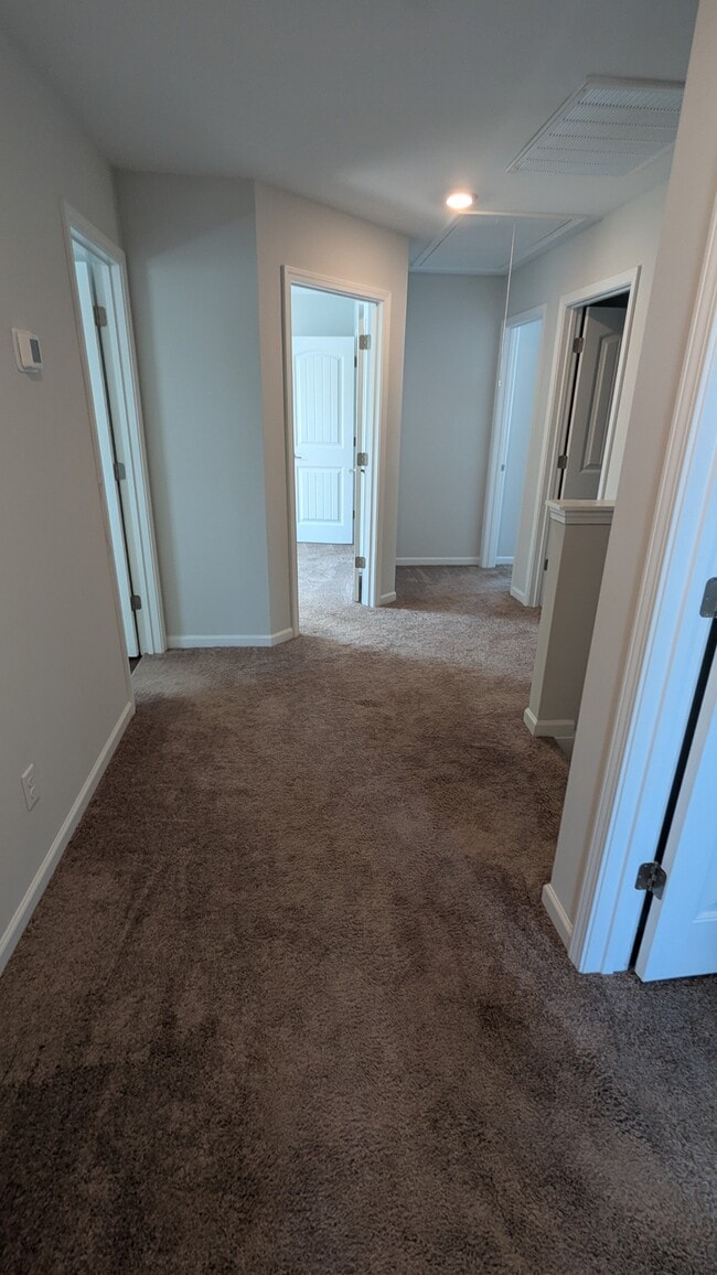 Building Photo - 19 Cantata Cir