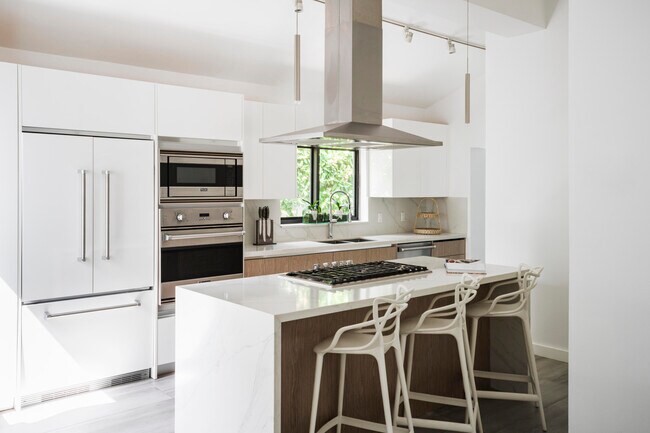 Foto del edificio - 259 N Coconut Ln