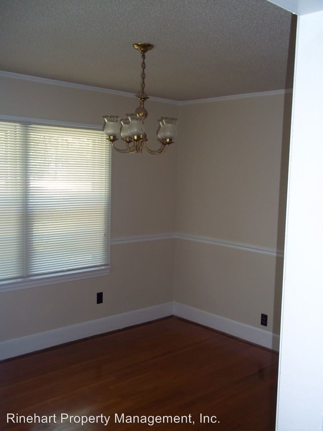 Foto del edificio - 3 br, 2 bath House - 1028 South Anderson Road