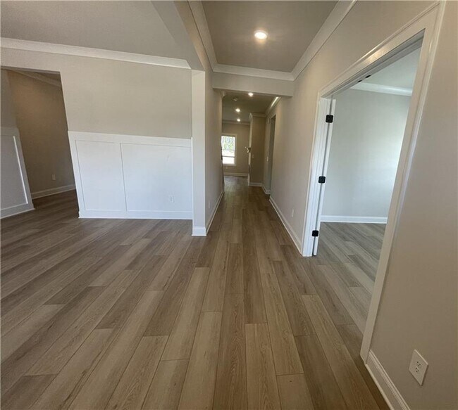 Foto del edificio - 5647 Cabernet Ln