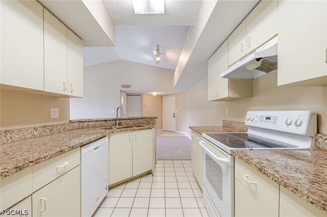 Foto del edificio - 13515 Eagle Ridge Dr