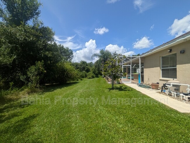 Foto del edificio - 10411 Riverburn Dr