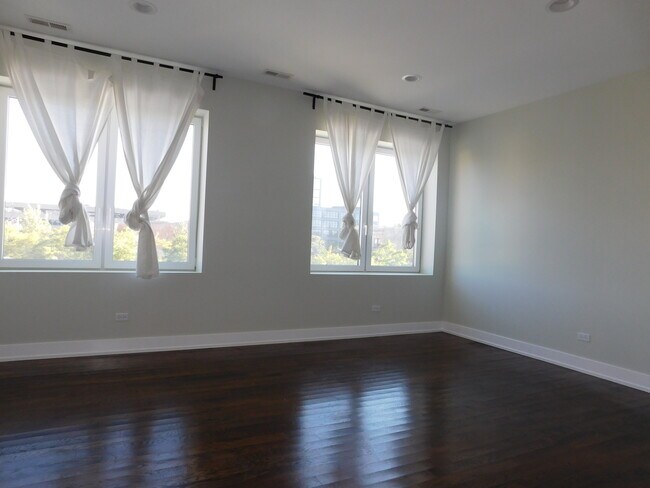 Foto del edificio - 5139 N Broadway