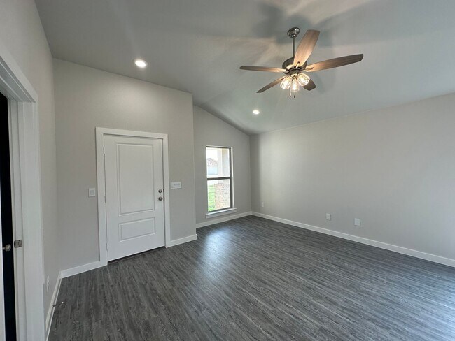 Foto del edificio - Pre-Leasing July in Frenship ISD