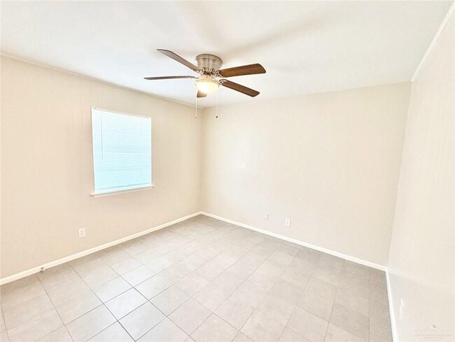 Building Photo - 3616 Harvey Dr W