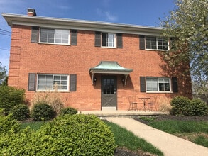 Building Photo - 1241 Corbett St