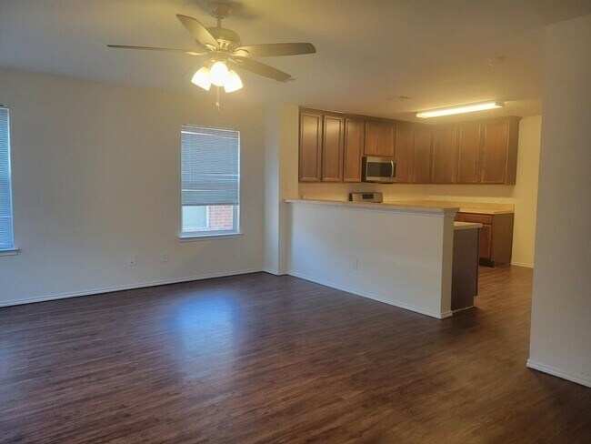 Foto del edificio - 12330 Shepherds Hill Ln