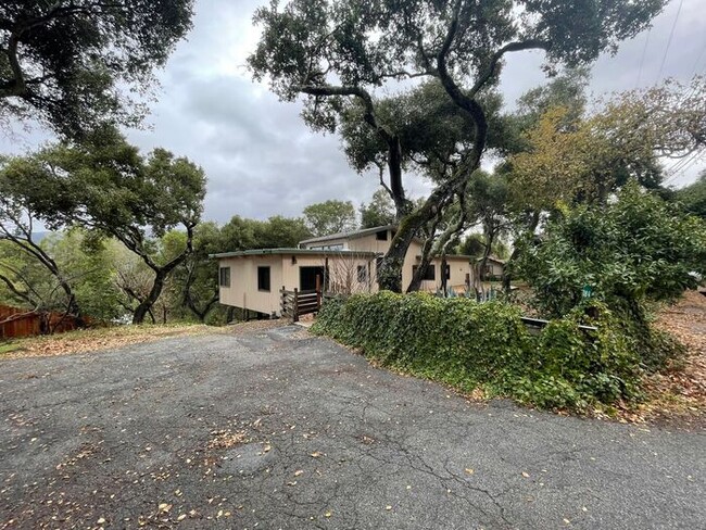 Building Photo - GREAT HOME NEAR CARMEL VALLEY VILLAGE