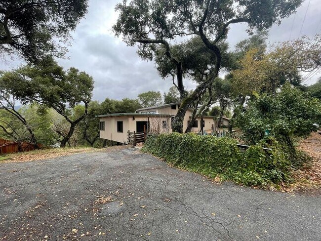 Foto del edificio - GREAT HOME NEAR CARMEL VALLEY VILLAGE