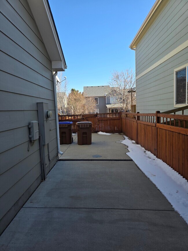 Foto del edificio - 128 N Prairie Falcon Pkwy