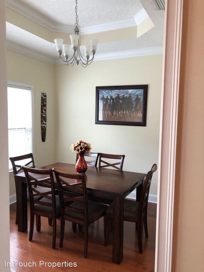 Building Photo - 3 br, 2 bath House - 3860 Napa Dr