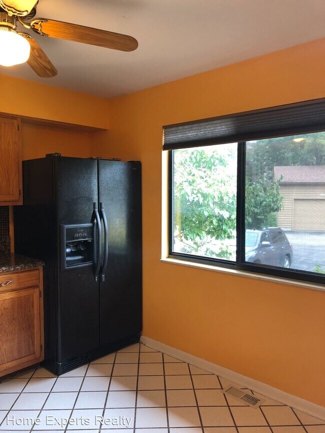 Building Photo - 3 br, 3.5 bath House - 9330 Hunters Creek Dr