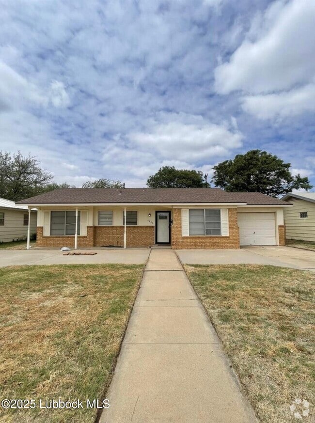 Building Photo - 3420 Bangor Dr
