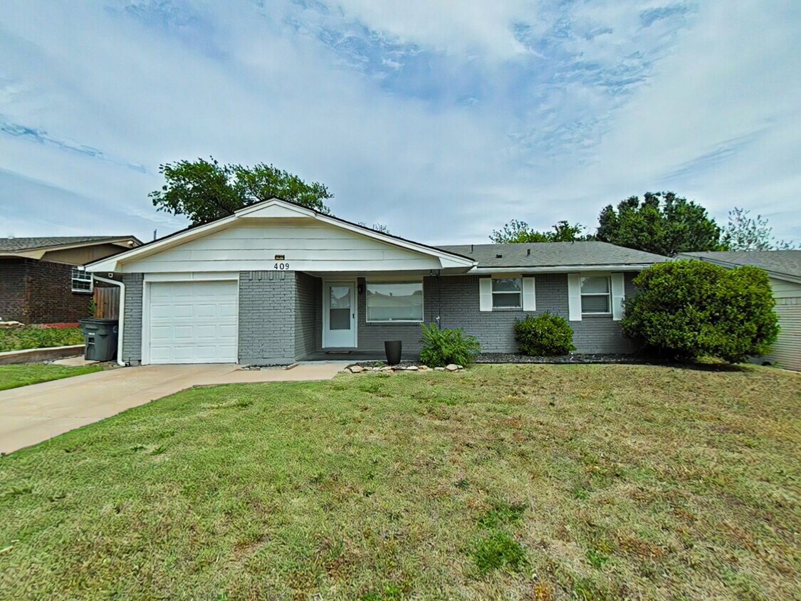 Foto principal - 409 NW 75th St