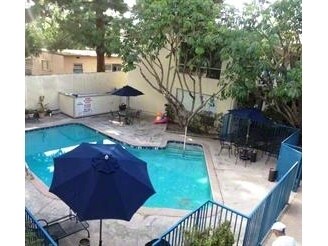 Courtyard and Pool - Dickens Place
