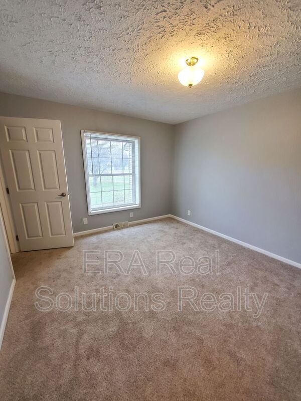 Building Photo - 4861 Harrisburg Pike