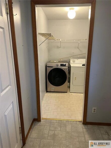 Foto del edificio - 143 Fiat Ave