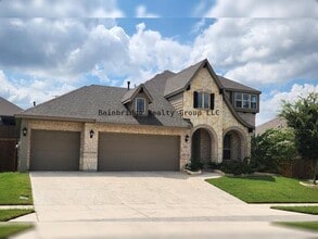 Building Photo - 1024 Timber Ridge Dr
