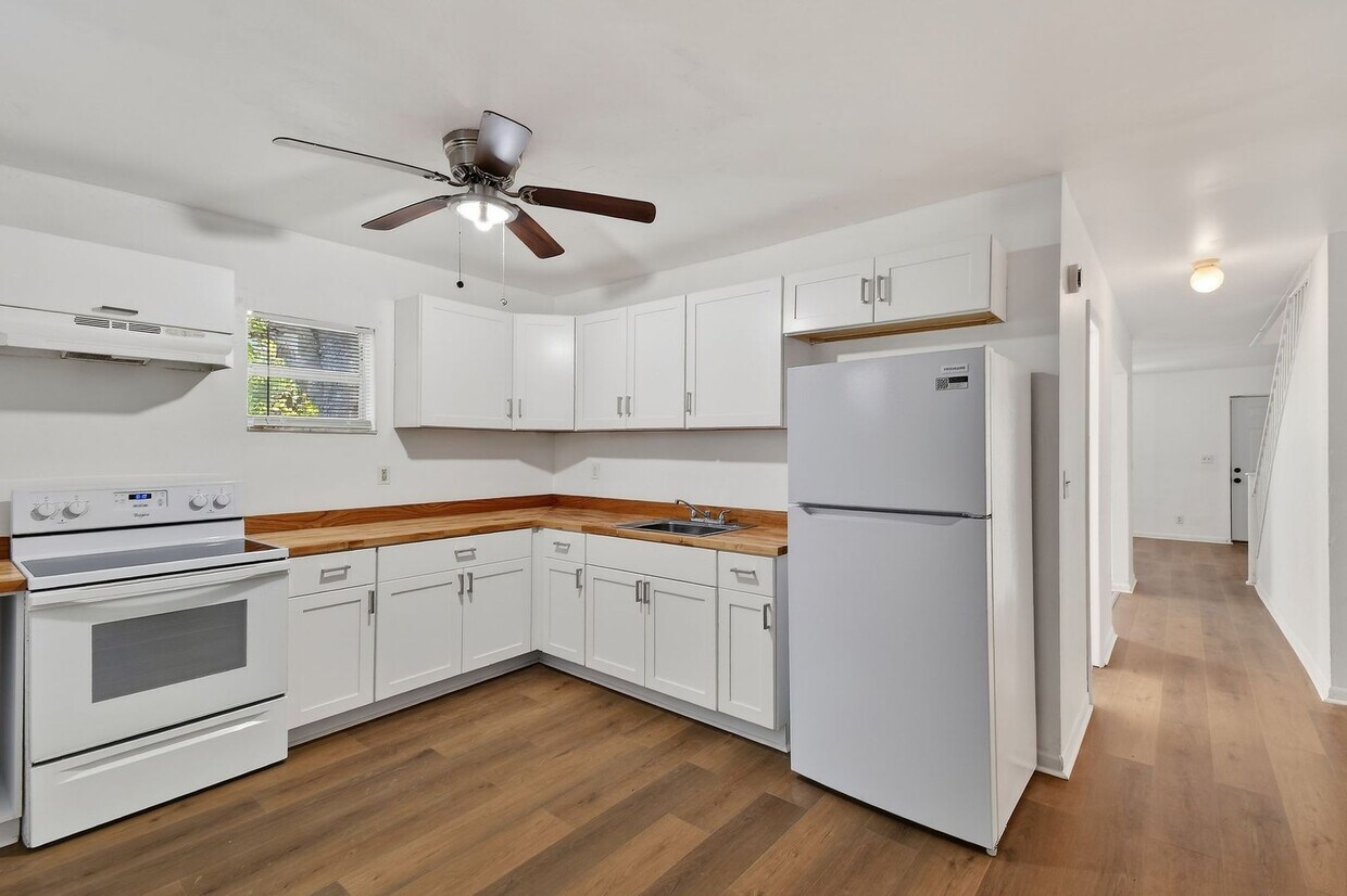 Photo - 635 6th St (West Palm Beach, FL)