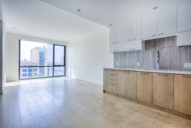 Foto del edificio - 400 S Broadway