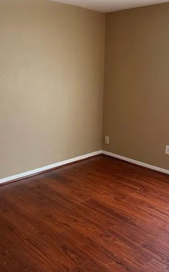 Building Photo - 2126 Hadden Hollow Dr