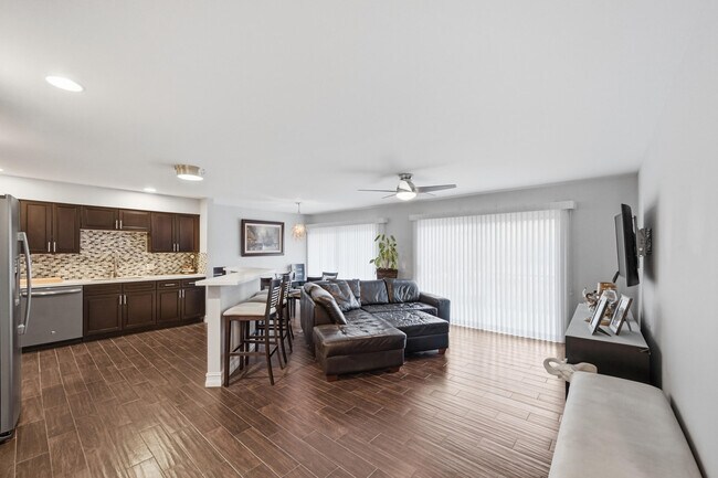 Foto del edificio - 5550 Coach House Cir