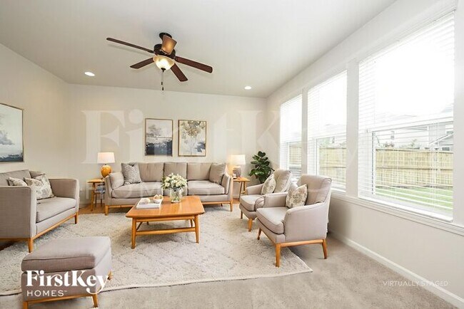 Foto del edificio - 2525 Miranda Dr