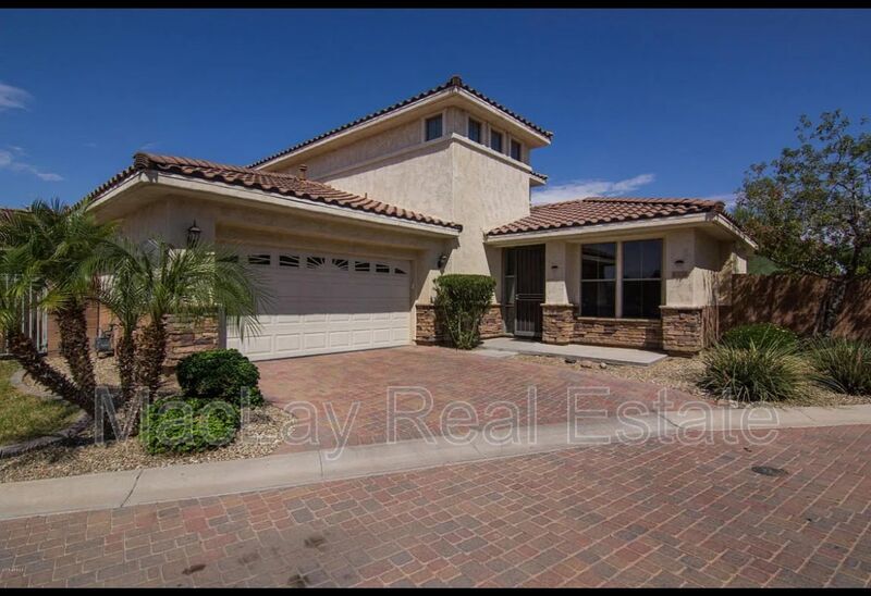 Foto principal - 2290 N 135th Dr