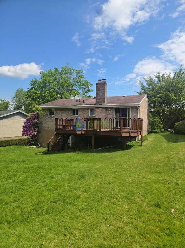 Building Photo - Charming 3-Bedroom Pittsburgh Home with Fireplace, Balcony & Garage Parking