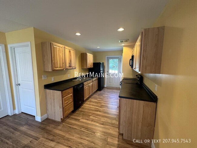 Foto del edificio - 11 Basketball Ct