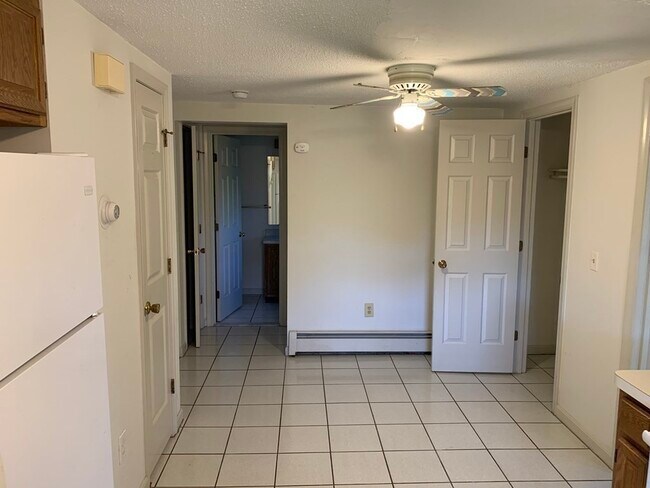 Building Photo - 76 Pommogussett Rd